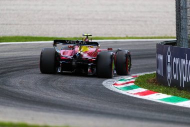 Carlos Sainz (SPA) Ferrari F1-75