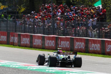 Lewis Hamilton (GBR) Mercedes W13 E Performans