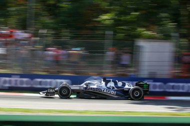 Pierre Gasly (FRA) Alfa Tauri AT0