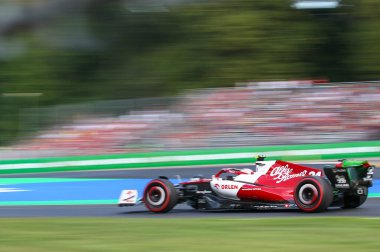 Guanyu Zhou (CIN) Alfa Romeo C42