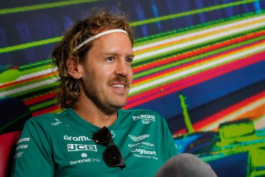 Sebastian Vettel (GER) Aston Martin AMR22