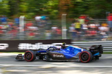 Nicholas Latifi (CAN) Williams FW44