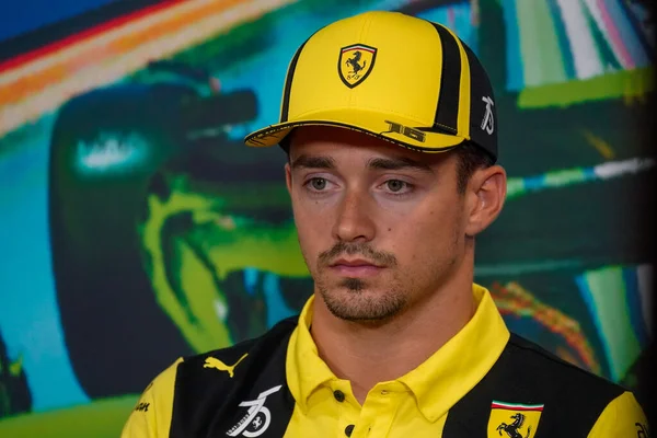 Charles Leclerc (MON) Ferrari F1-75