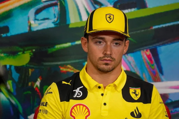 Charles Leclerc (MON) Ferrari F1-75