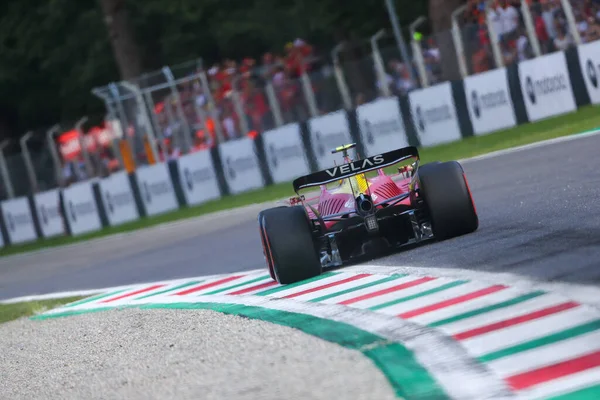 Carlos Sainz (SPA) Ferrari F1-75