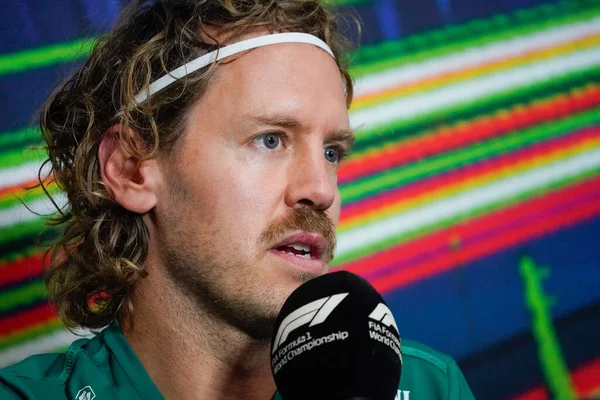 Sebastian Vettel (GER) Aston Martin AMR22