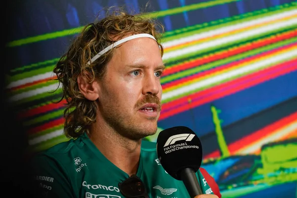 Sebastian Vettel (GER) Aston Martin AMR22