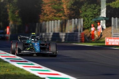 Sebastian Vettel (GER) Aston Martin AMR2