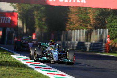 Lewis Hamilton (GBR) Mercedes W13 E Performans