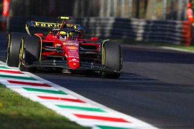 Carlos Sainz (SPA) Ferrari F1-7