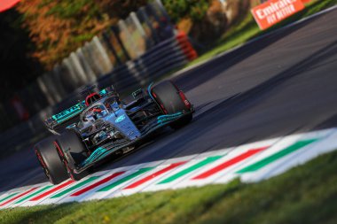 George Russell (GBR) Mercedes W13 E Performansı