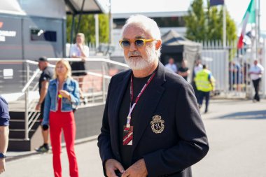 Flavio Briatore (ITA) F1 İtalya Grand Prix 2022 'nin çayırında