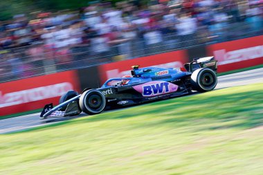  Esteban Ocon (FRA) Alp A522 