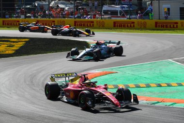  Charles Leclerc (MON) Ferrari F1-75