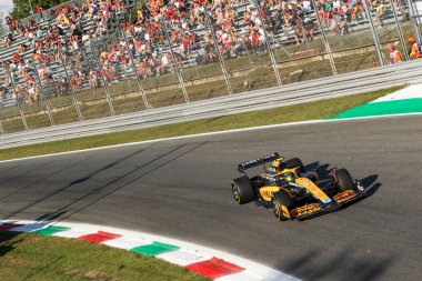  Lando Norris (GBR) McLaren MCL36 