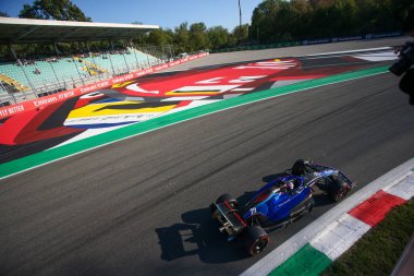  Alexander Albon (IND) Williams FW44 