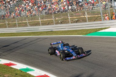  Fernando Alonso (SPA) Alp A522 