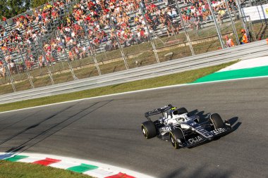  Yuki Tsunoda (JAP) Alfa Tauri AT03