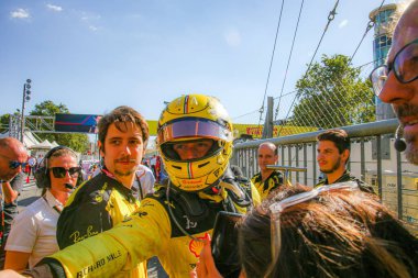  Charles Leclerc (MON) Ferrari F1-75