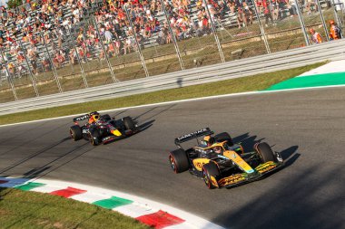  Daniel Ricciardo (AUS) McLaren MCL36 