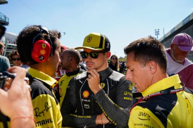  Charles Leclerc (MON) Ferrari F1-75