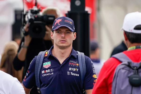 Max Verstappen Ned Redbull Racing Rb18 — стокове фото