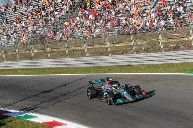  Lewis Hamilton (GBR) Mercedes W13 E Performans 