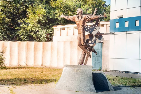 Odessa Ukraine August 2021 Bronze Sculpture Vladimir Vysotsky Famous Bard — 图库照片