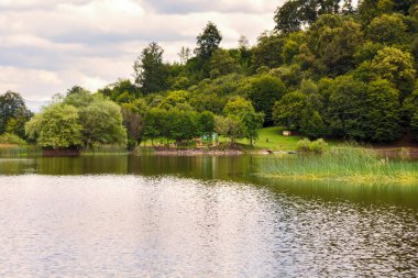 Tsover Gölü 'nün güzel manzarası, Dsegh, Ermenistan. Lori Eyaleti