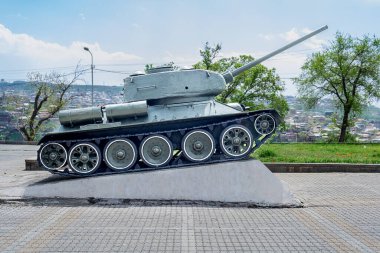 YEREVAN, ARMENIA - 24 Nisan 2017: Zafer Parkı 'nda T-34 tankı
