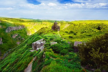 Eski Amberd Kilisesi, Ermenistan