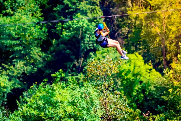 Zip Line Armenia — 图库照片