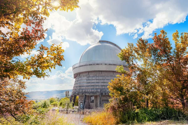 Astronomical Observatory Telescope Armenia Byurakan — Foto de Stock