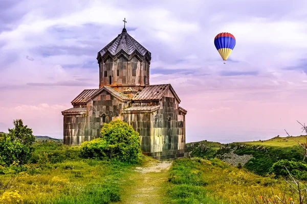 Balloon Colors Armenian Flag Flies Amberd Church — Stockfoto