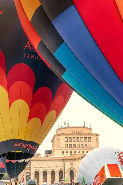Yerevan Armenia Października 2022 Przygotowania Uruchomienia Balonów Placu Republiki — Zdjęcie stockowe