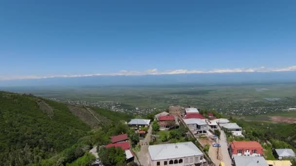 Georgian Mountain Village Kakheti Arial Flyby 从Dron查看 — 图库视频影像