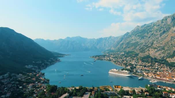 Montenegro Drone Flight Bay Kotor Camera Moves Forward Largest Bay — Vídeo de Stock