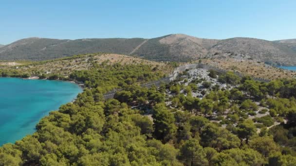 Κροατία Ακτή Της Αδριατικής Θάλασσας Ερείπια Ενός Αρχαίου Φρουρίου Σάμερ — Αρχείο Βίντεο