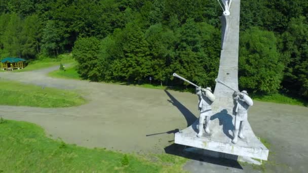 Ukraine Carpathian Mountains Monument Hutsuls Trembites Ukrainian Culture Drone Aerial — ストック動画