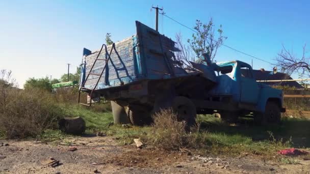 Krig Ukraina 2022 Ryska Invasionen Ukraina Civilbefolkningens Skräck Krigsbrott Landsbygd — Stockvideo