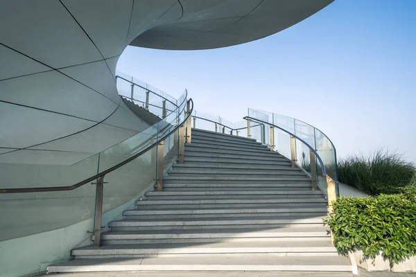 Artistic Outdoor Spiral Staircase — Stockfoto