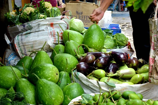 印度一个村庄的蔬菜市场 — 图库照片