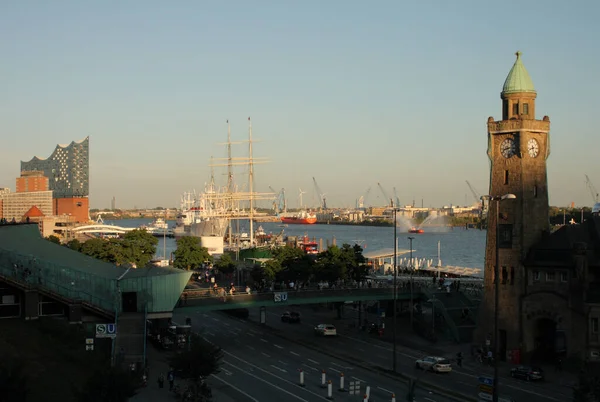 Hamburg Hafen Landungsbruecken Hamburg Harbour Landungsbruecken — Stok fotoğraf