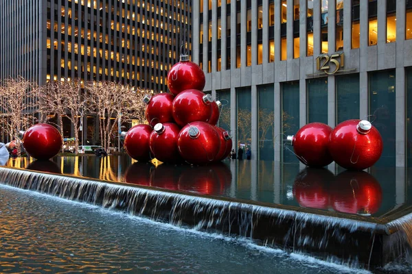 New York Weihnachten Weinachtskugeln New York Christmas Chrismas Ornaments — стоковое фото