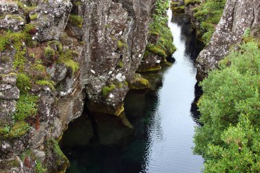 Silfra Thingvellir Ulusal Parkı 'nda bölündü, İzlanda