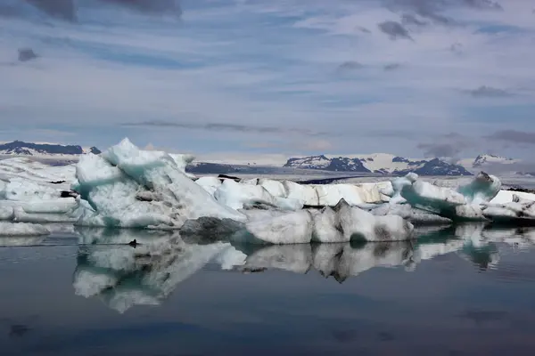 アイスランドの氷河ラグーン アイスランドの観光名所 北極の氷河 オーシャン — ストック写真