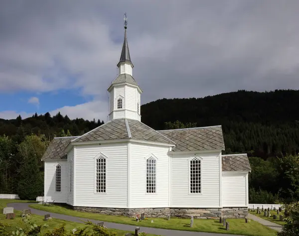 Живописный Вид Церковь Лавик Дайтиме Норвегия — стоковое фото