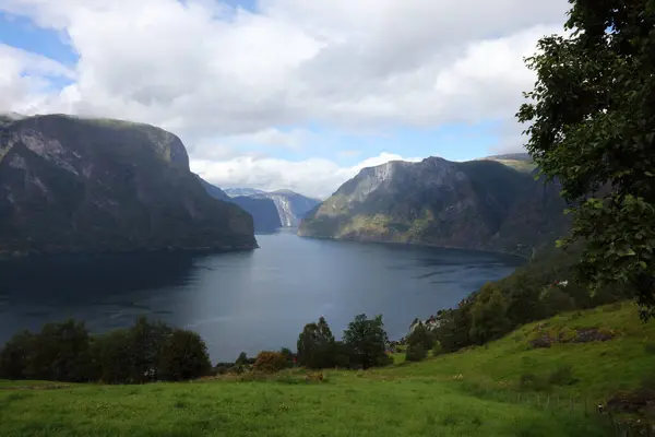 Krajobraz Fiordu Aurlandsfjorden Północno Wschodnim Regionie Aurland — Zdjęcie stockowe