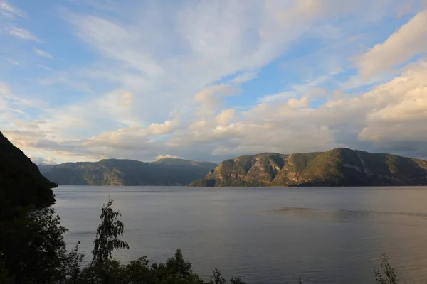 Fresvik Yakınlarındaki Sognefjord Bei Fresvik Sognefjorden — Stok fotoğraf