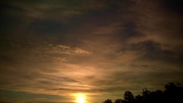 Time Lapse Mooie Zonsopgang Zonsondergang Landschap Zon Breekt Door Het — Stockvideo